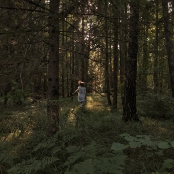 This reminded me of the song 'Running up the Hill' by Kate Bush